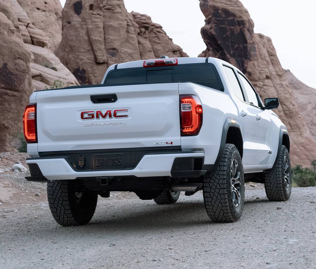 2024 GMC Canyon