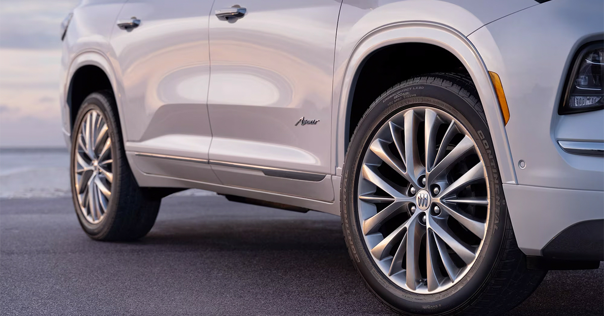 2025 Buick Enclave tires up close