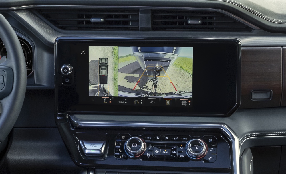 13.4-inch Diagonal Infotainment System Showing HD/Surround Vision Rear Camera View
