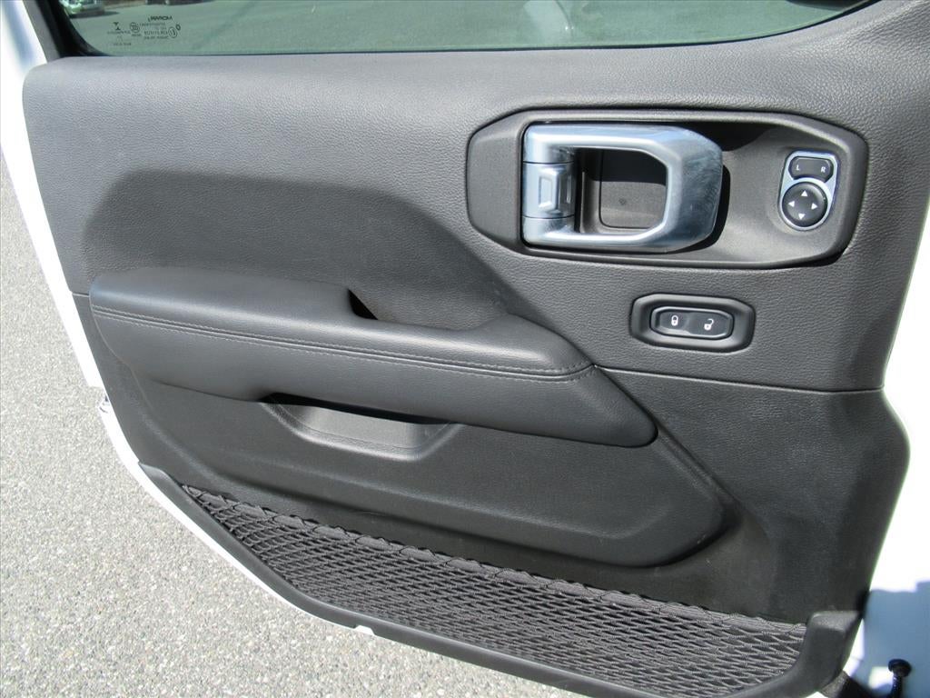 2022 Jeep Wrangler Unlimited Sahara Altitude