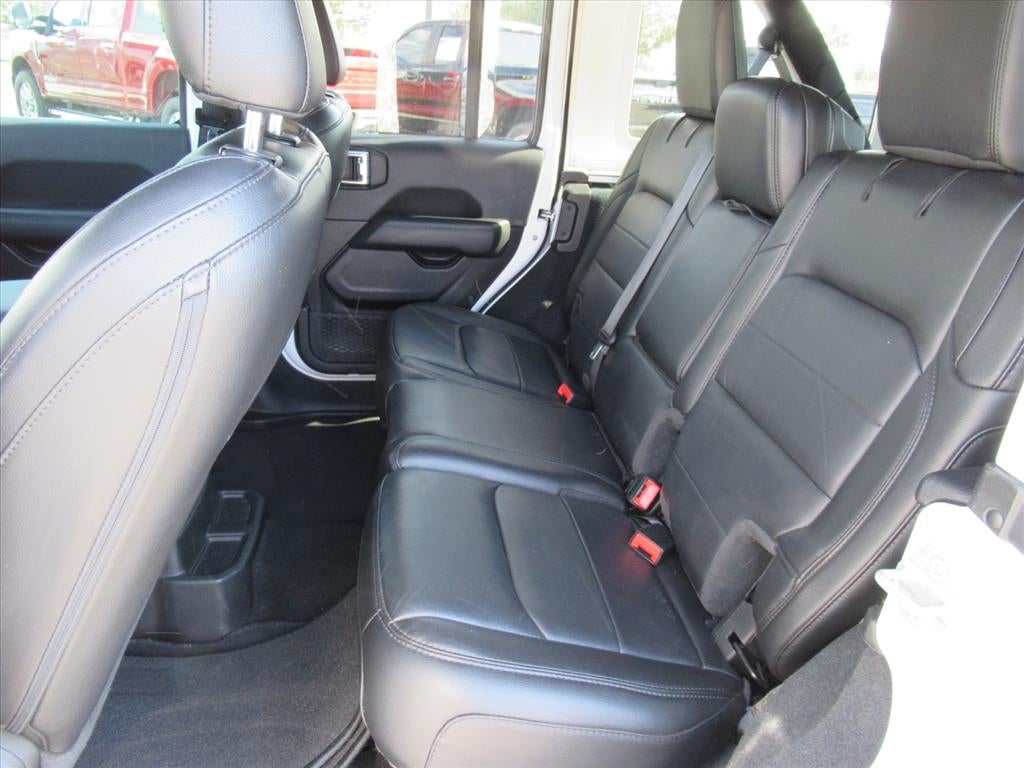 2022 Jeep Wrangler Unlimited Sahara Altitude