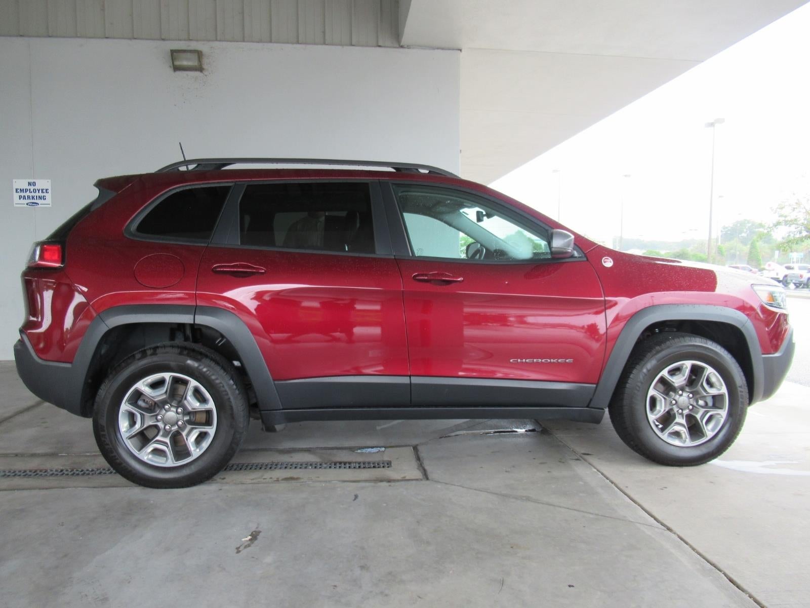 2019 Jeep Cherokee Trailhawk