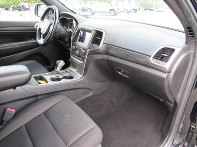 2020 Jeep Grand Cherokee Laredo E