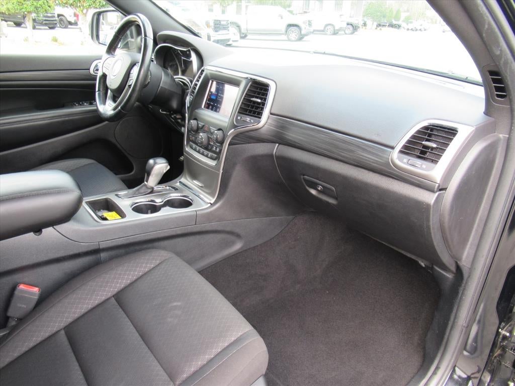 2020 Jeep Grand Cherokee Laredo E