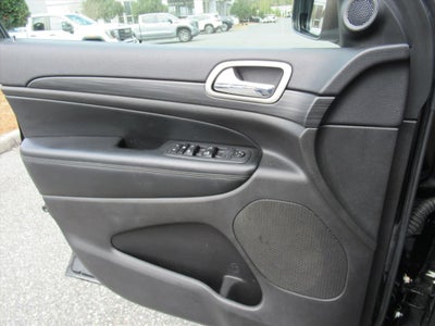 2020 Jeep Grand Cherokee Laredo E