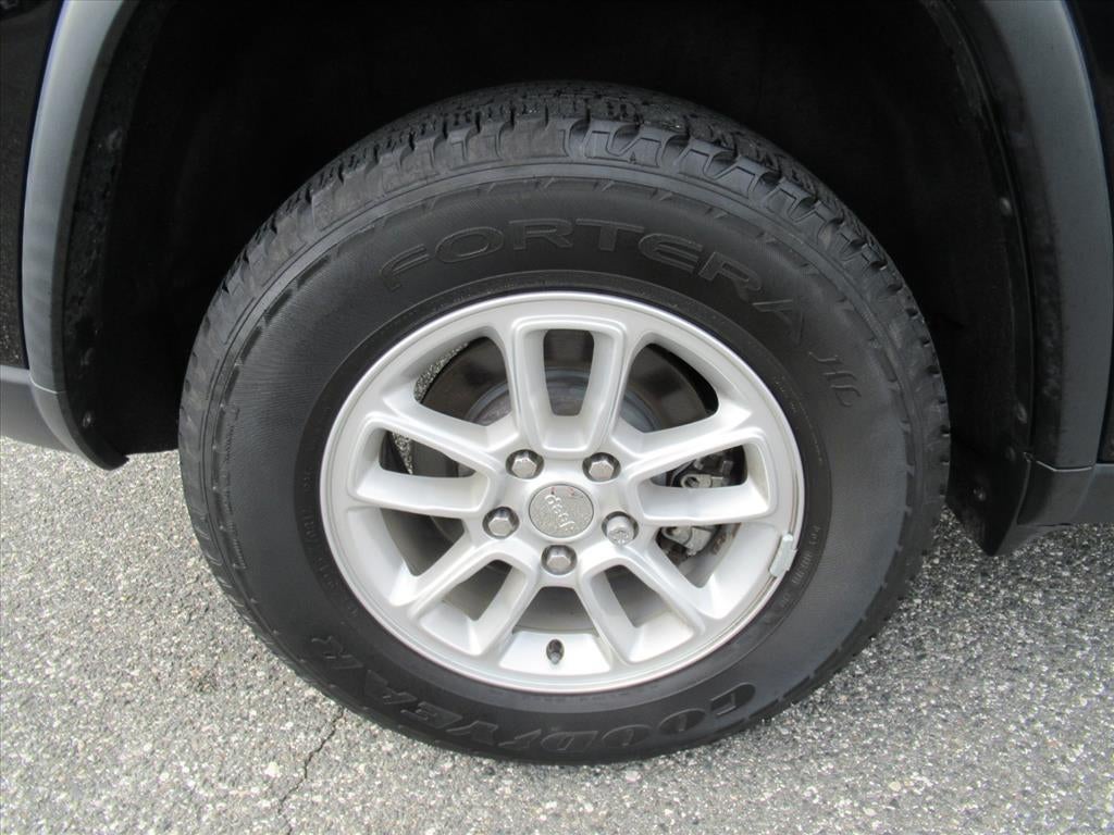 2020 Jeep Grand Cherokee Laredo E