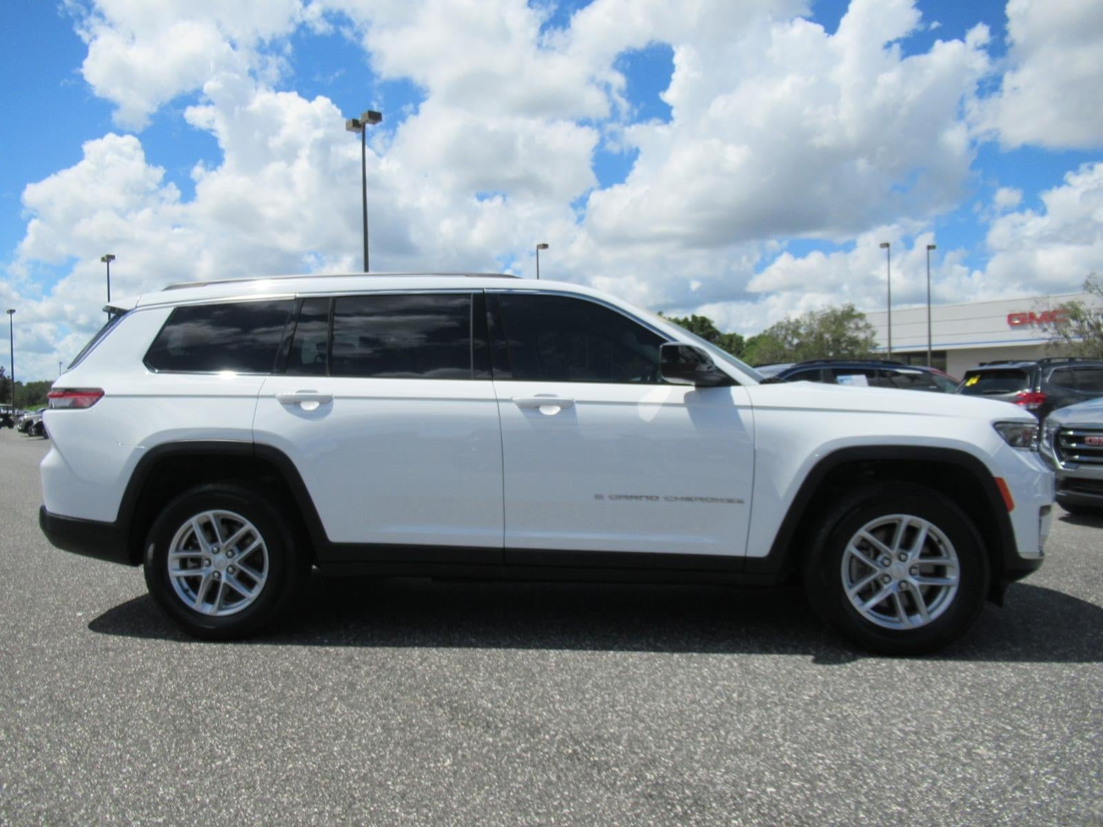 2021 Jeep Grand Cherokee L Laredo