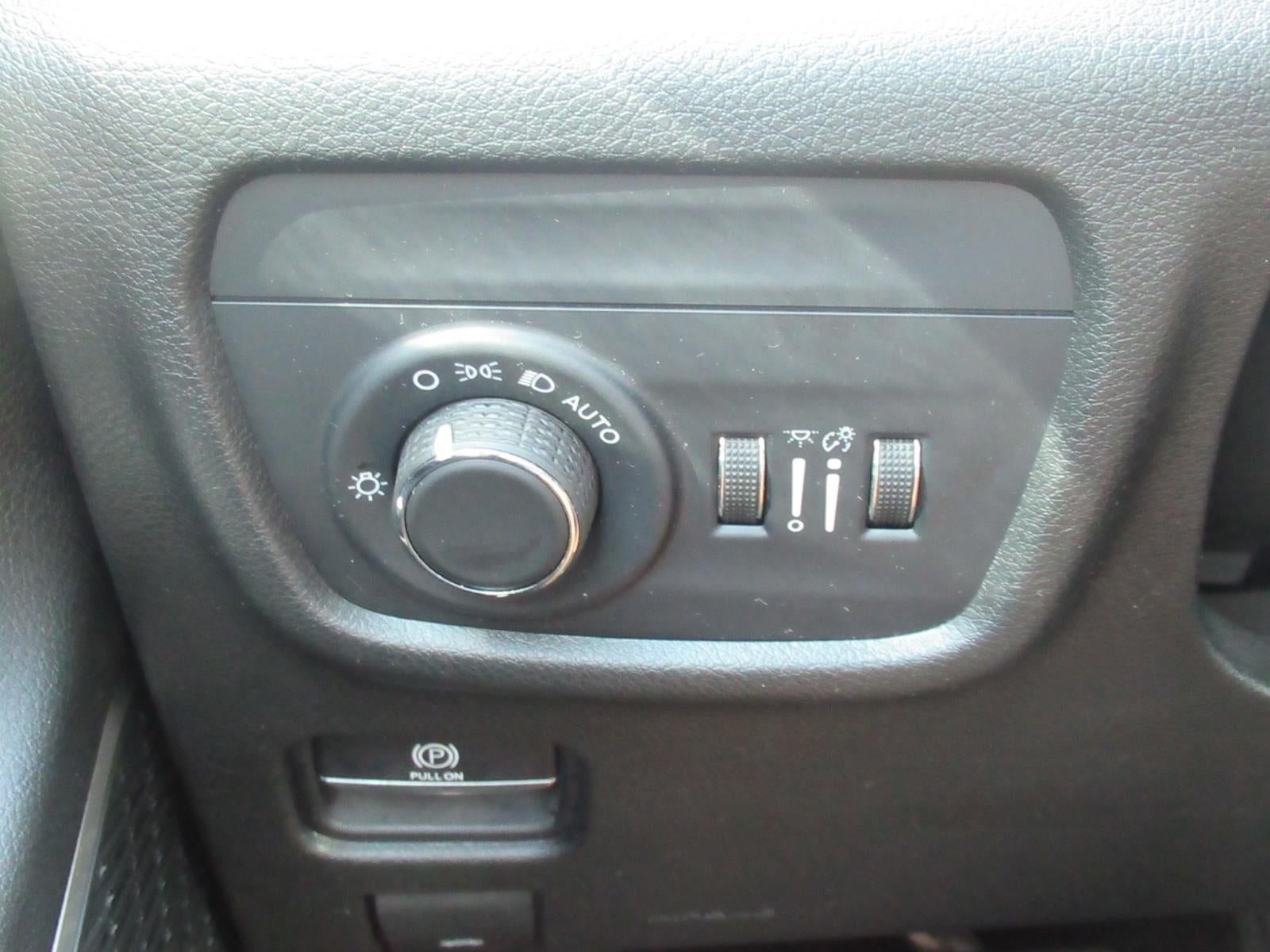 2021 Jeep Grand Cherokee L Laredo