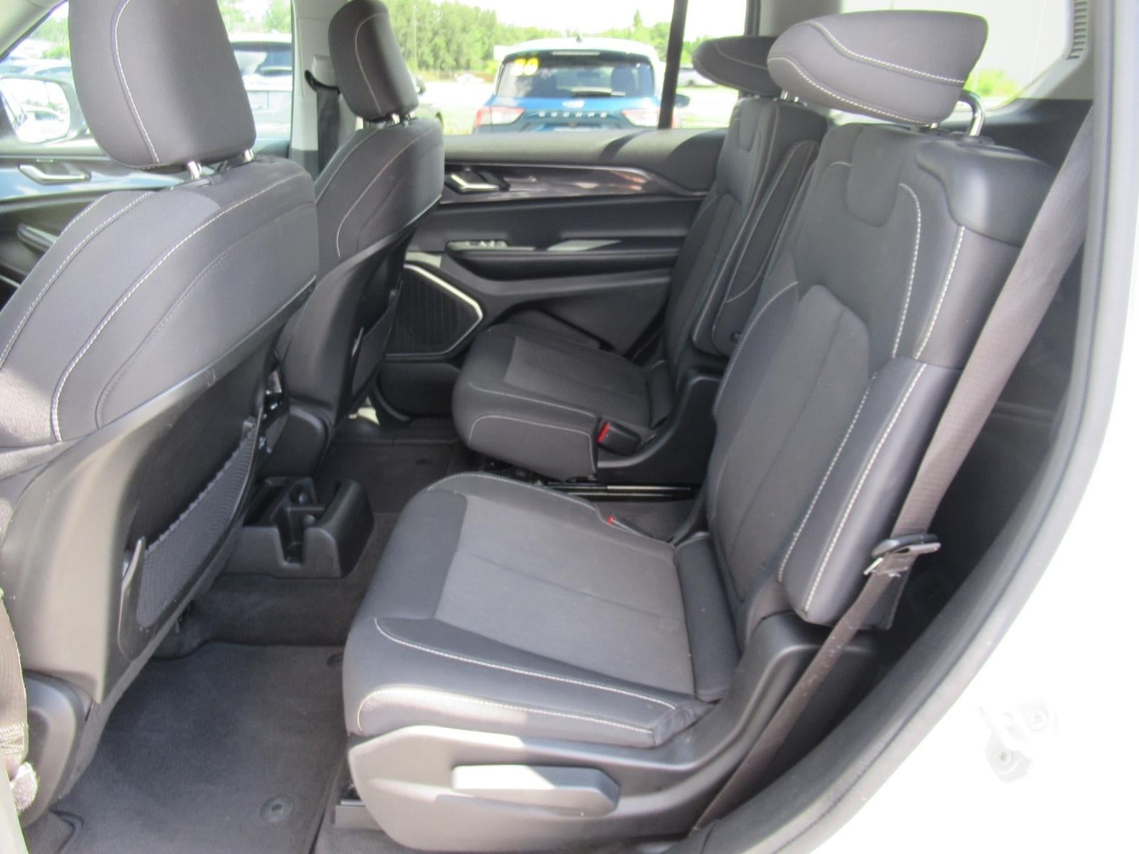 2021 Jeep Grand Cherokee L Laredo