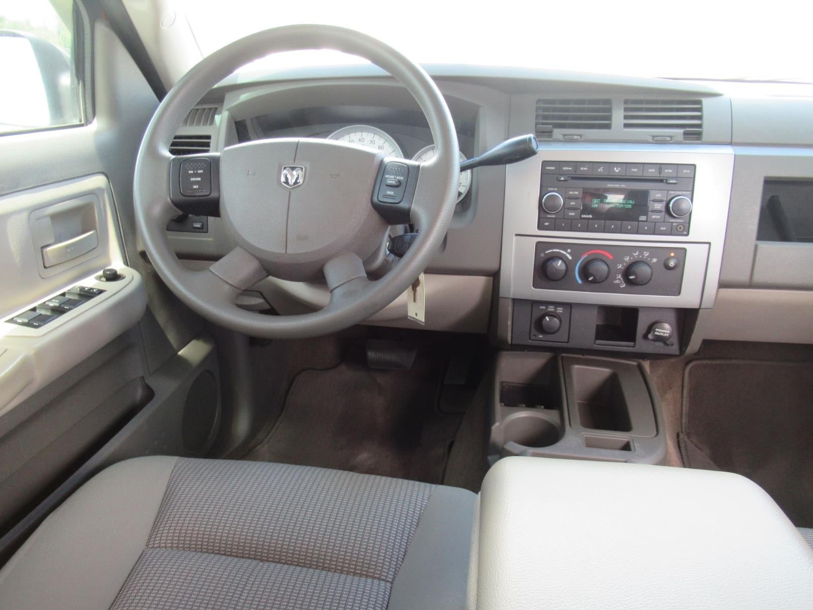 2008 Dodge Dakota SLT