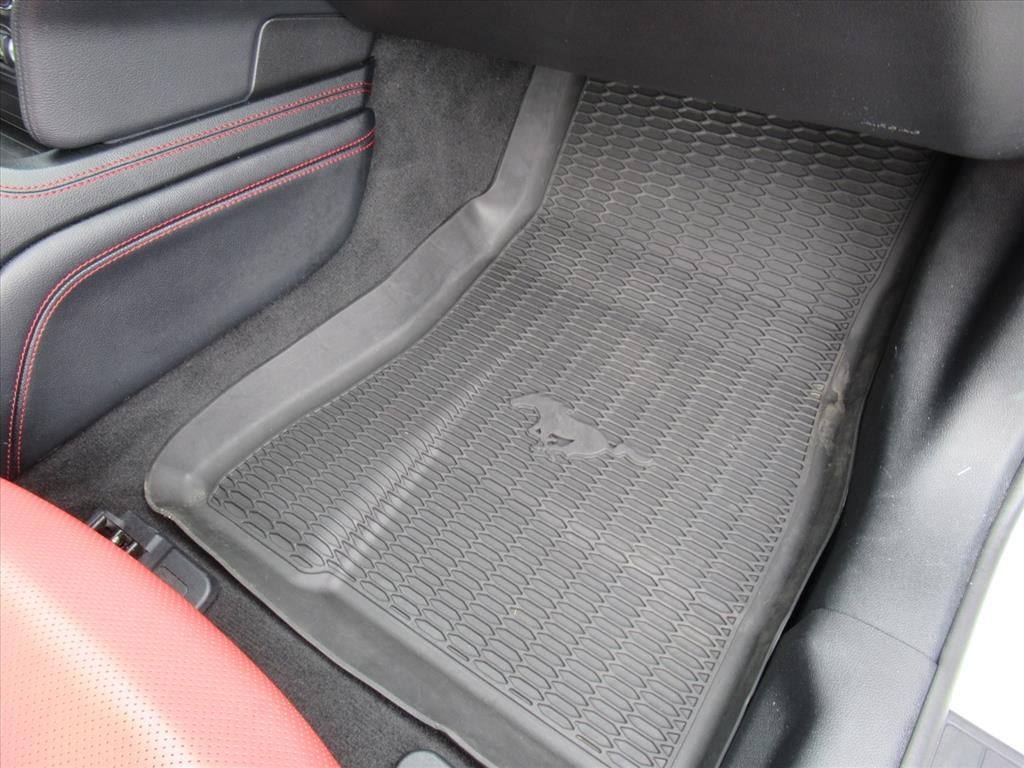 2022 Ford Mustang EcoBoost