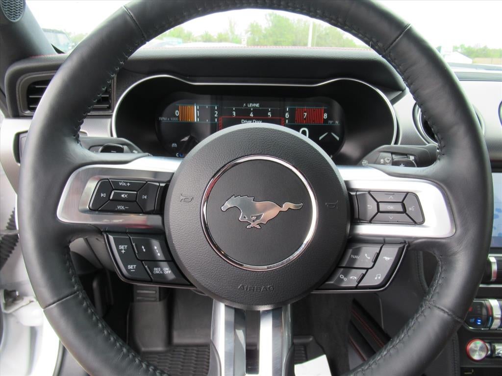 2022 Ford Mustang EcoBoost