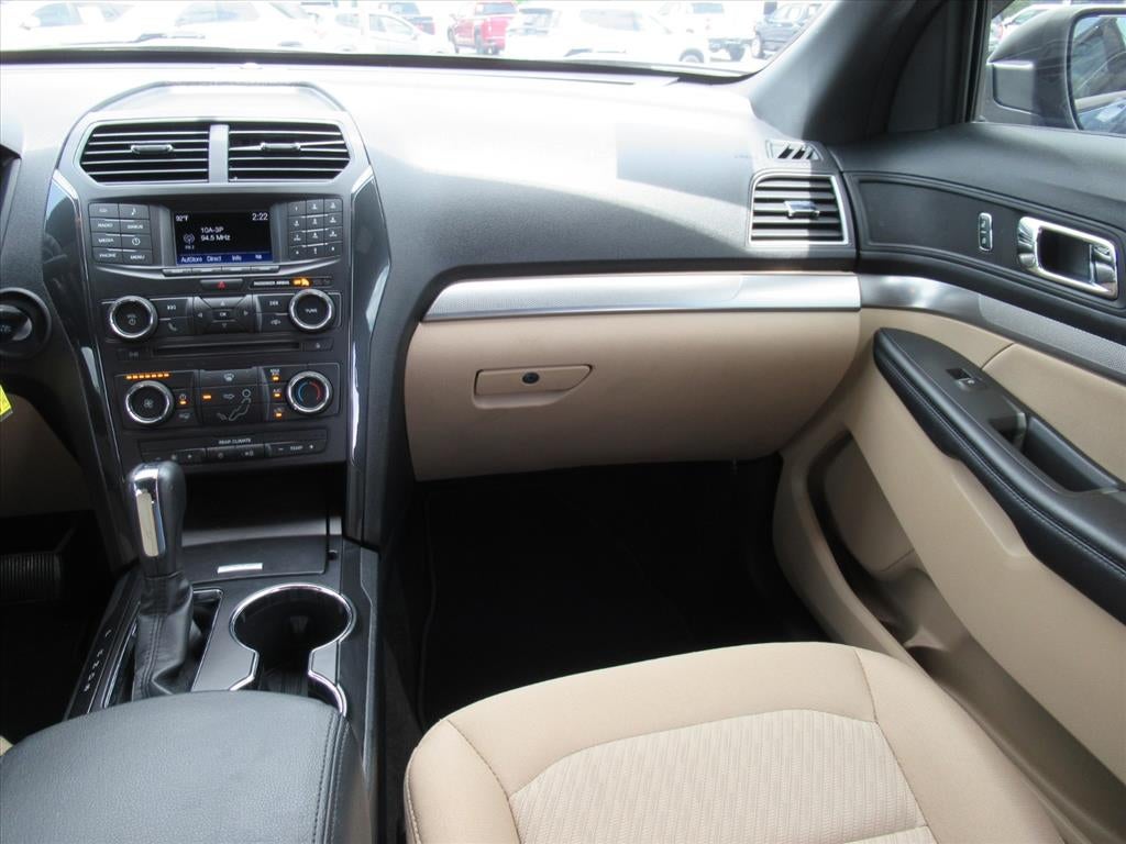 2017 Ford Explorer Base