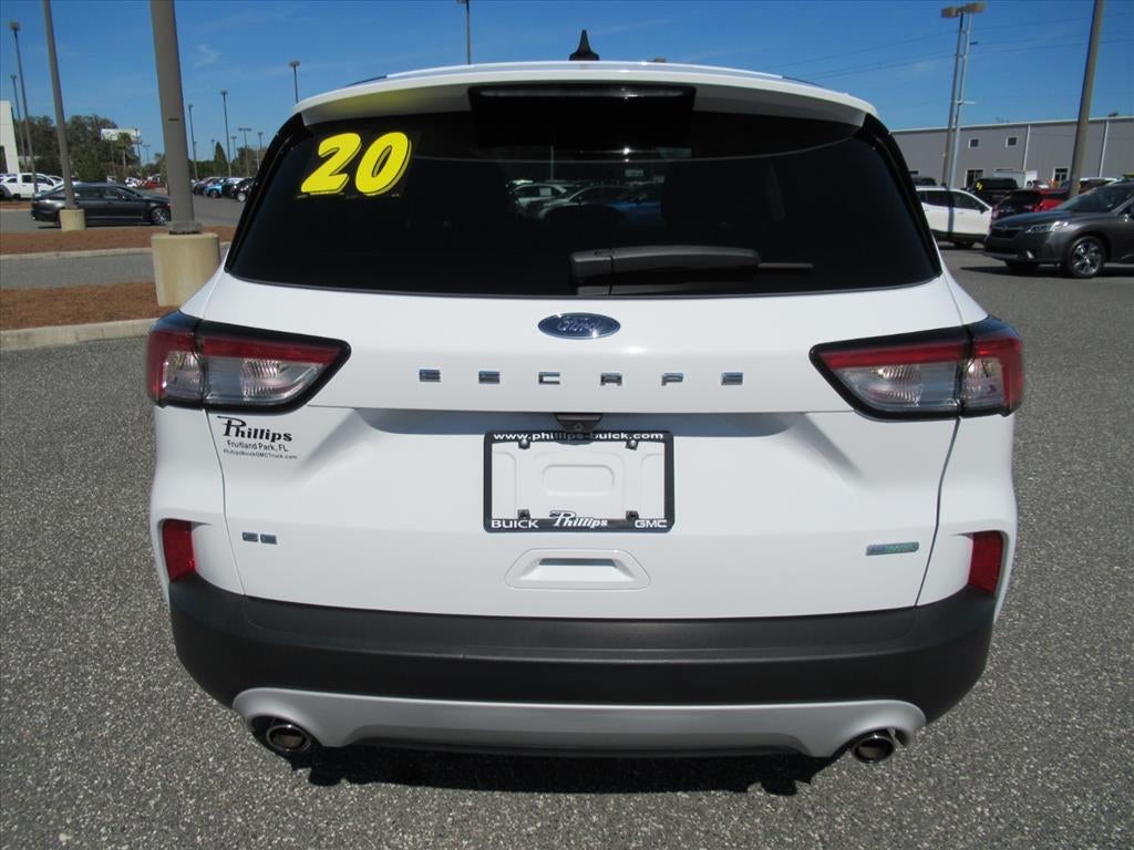 2020 Ford Escape SE