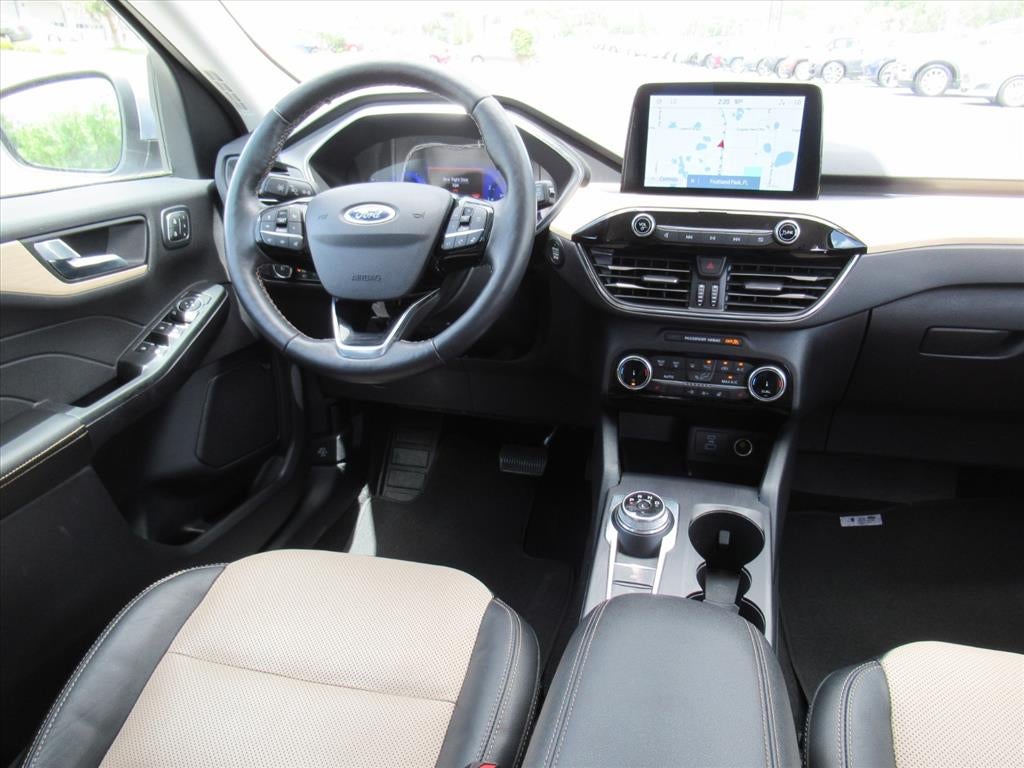 2022 Ford Escape Titanium