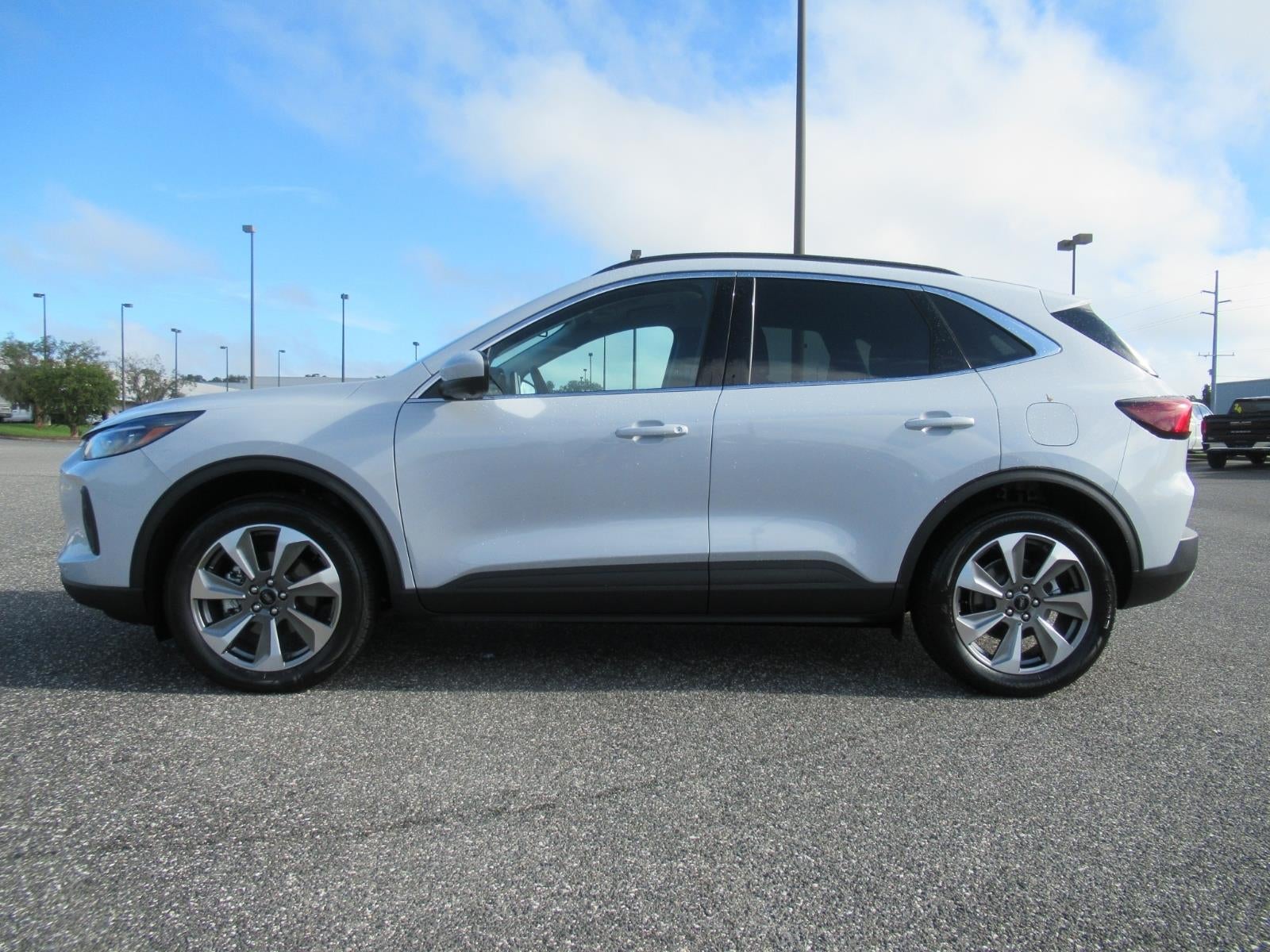 2025 Ford Escape Platinum