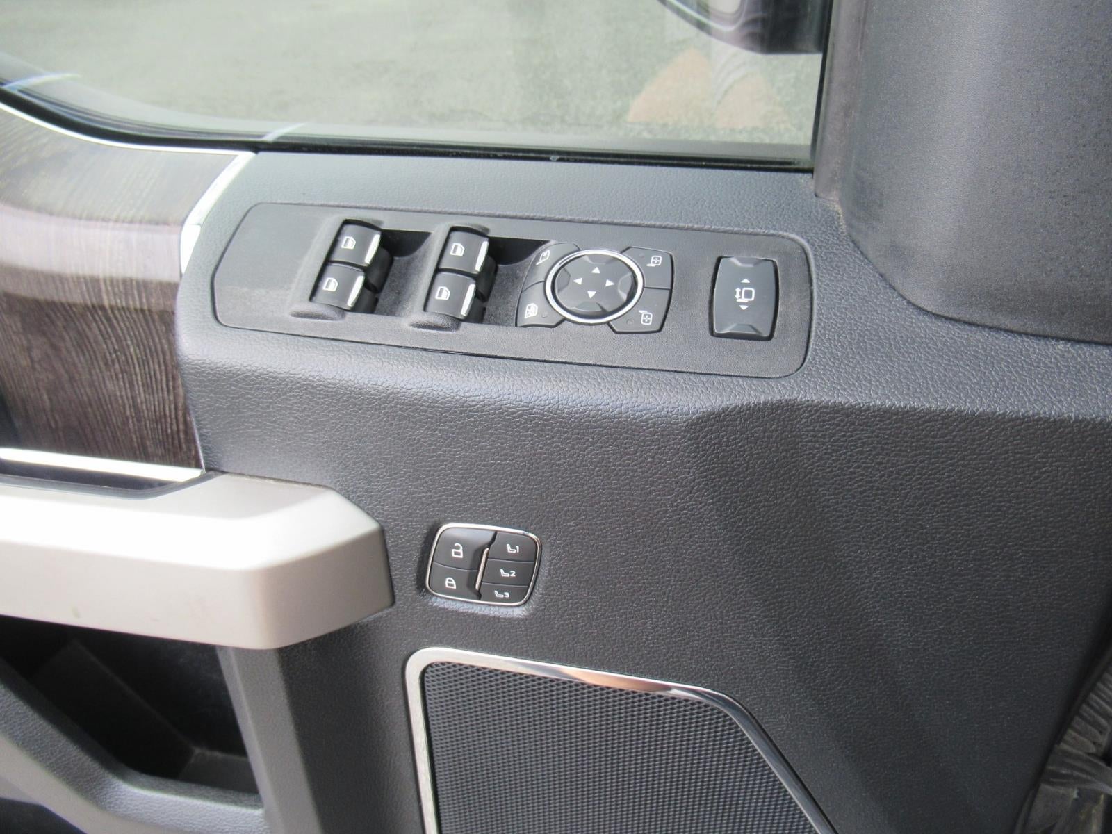 2020 Ford Super Duty F-350 SRW XL