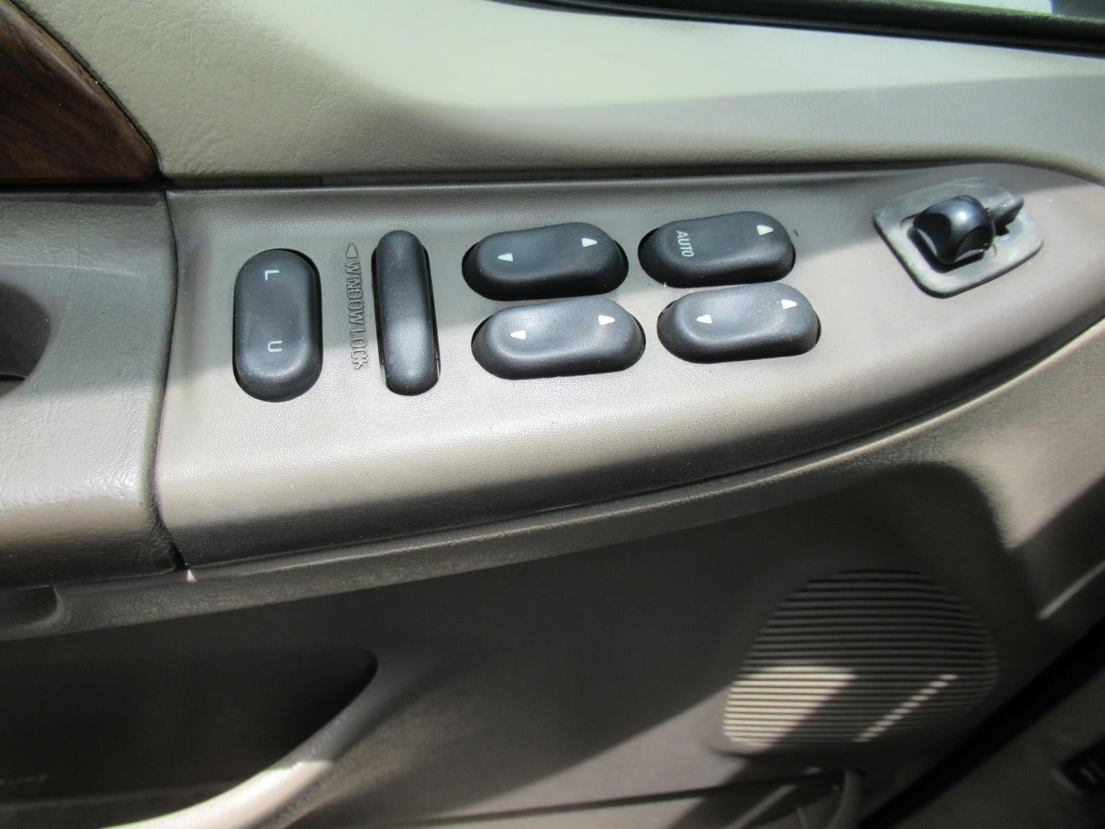 2001 Ford Super Duty F-250 XL