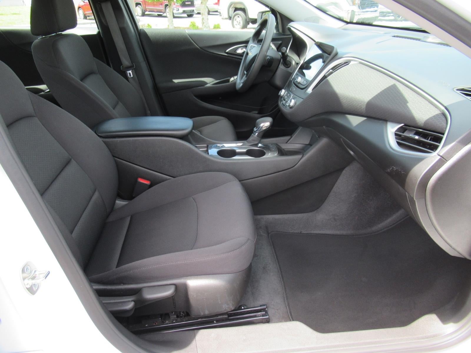 2024 Chevrolet Malibu LS
