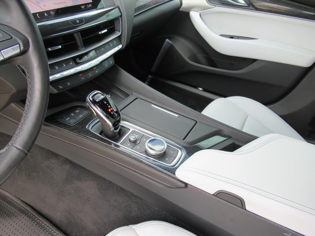 2022 Cadillac CT5 Premium Luxury
