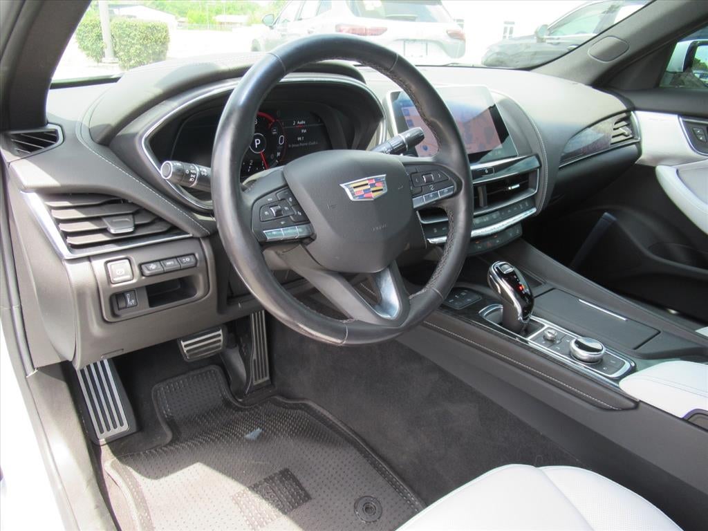 2022 Cadillac CT5 Premium Luxury