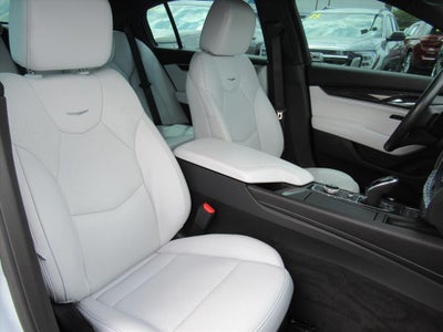 2022 Cadillac CT5 Premium Luxury