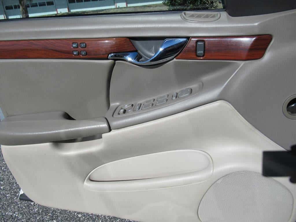 2002 Cadillac Deville NA