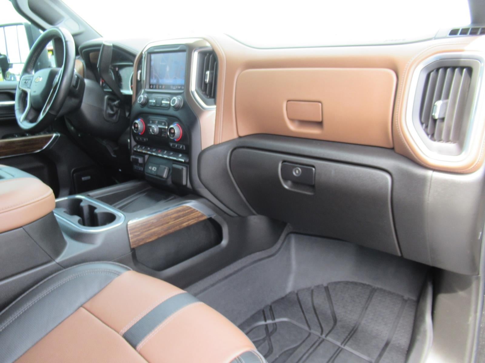 2022 Chevrolet Silverado 3500 HD High Country