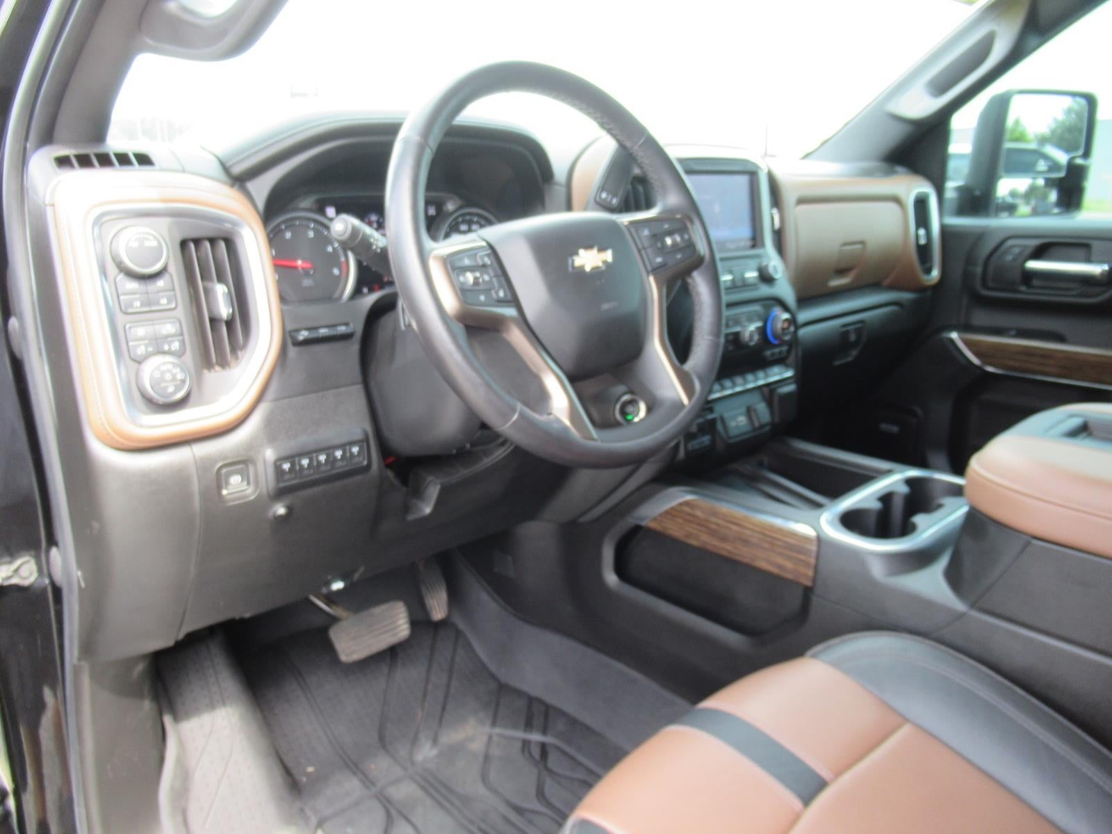2022 Chevrolet Silverado 3500 HD High Country