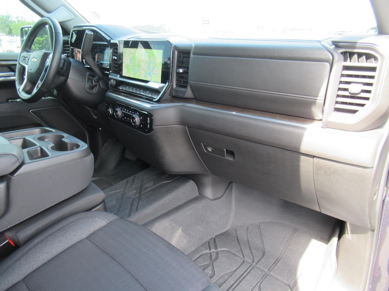 2024 Chevrolet Silverado 1500 LT - Photo 12