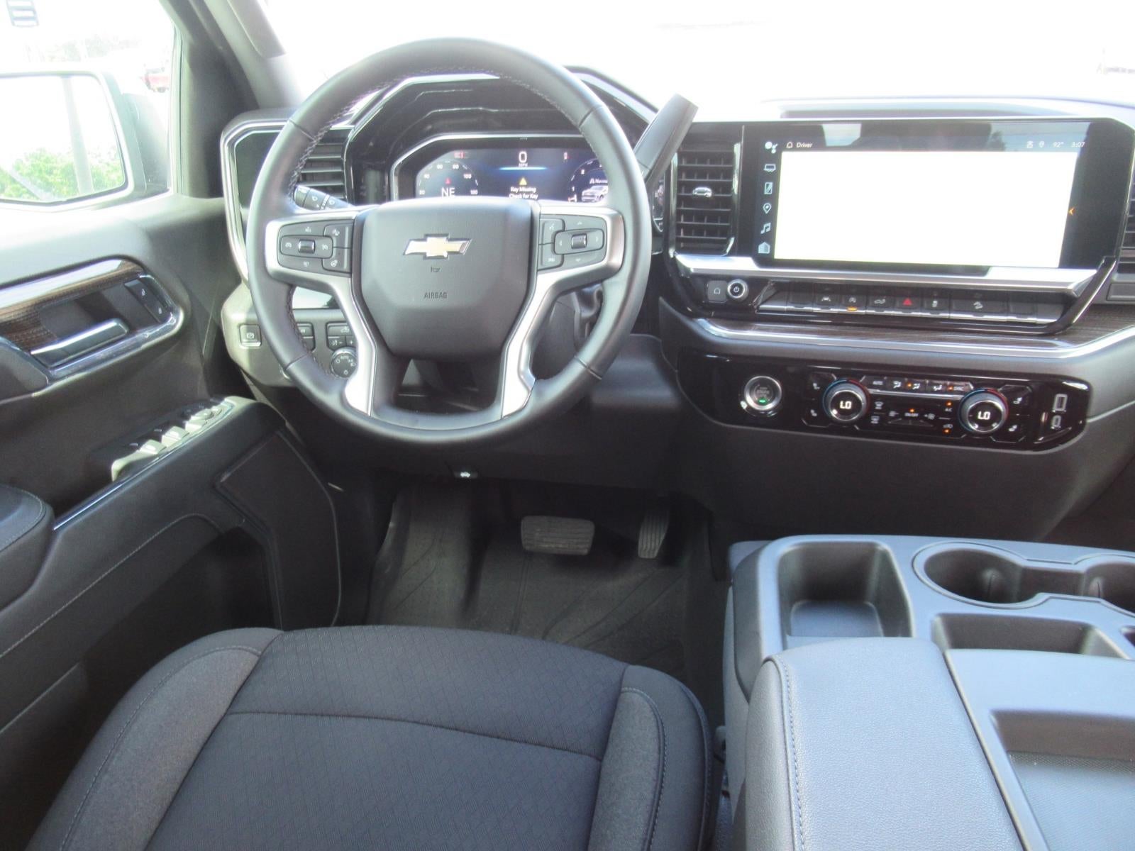2024 Chevrolet Silverado 1500 LT - Photo 14