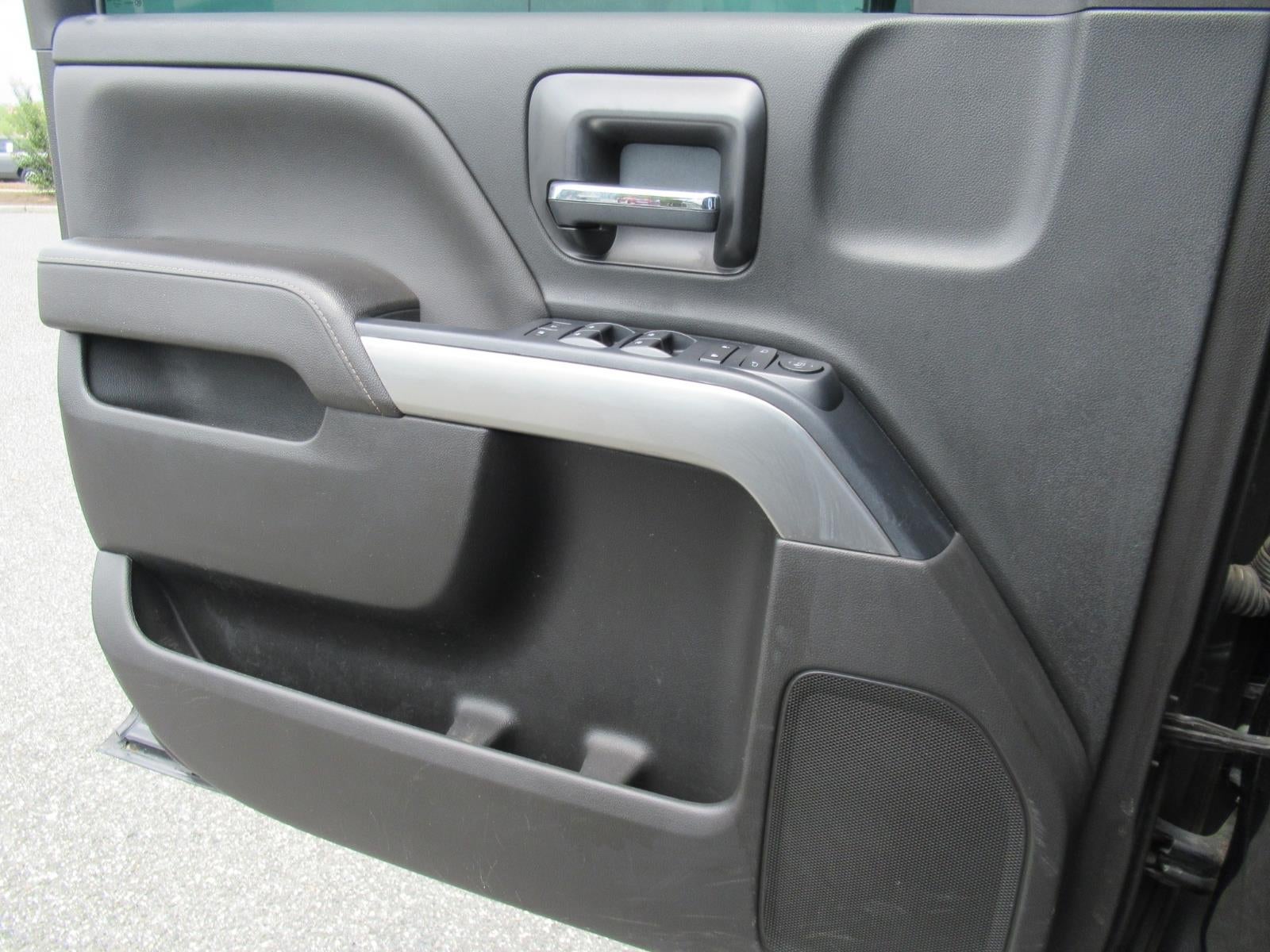2017 Chevrolet Silverado 1500 LT - Photo 19