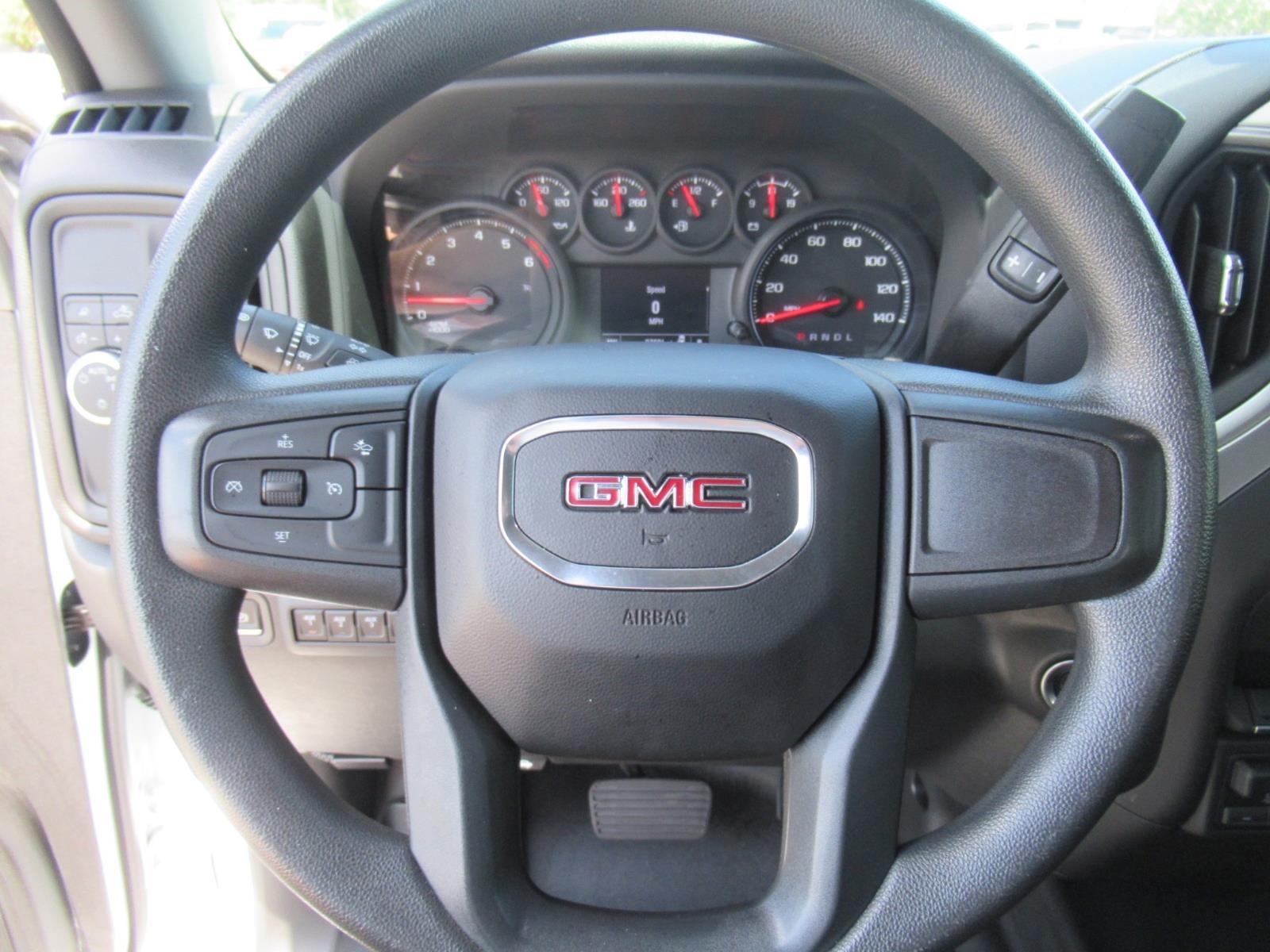 2025 GMC Sierra 2500 HD Pro