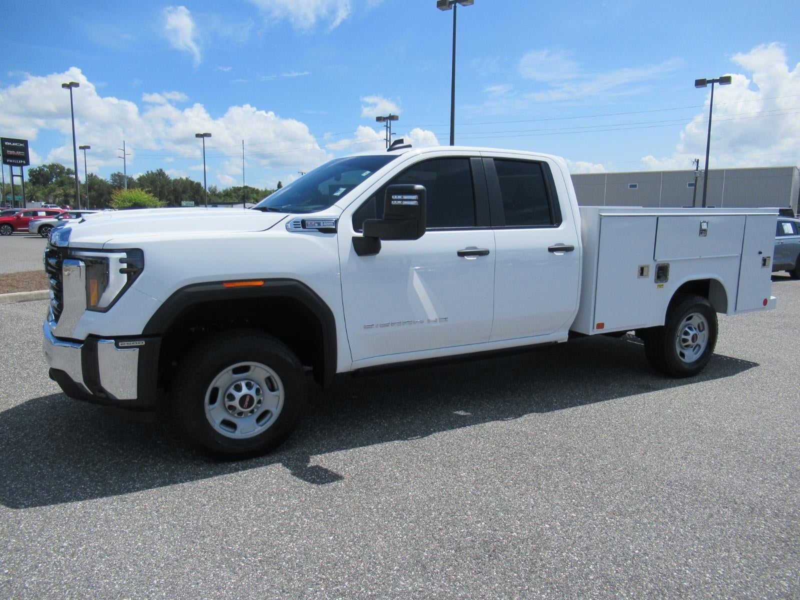 2025 GMC Sierra 2500 HD Pro