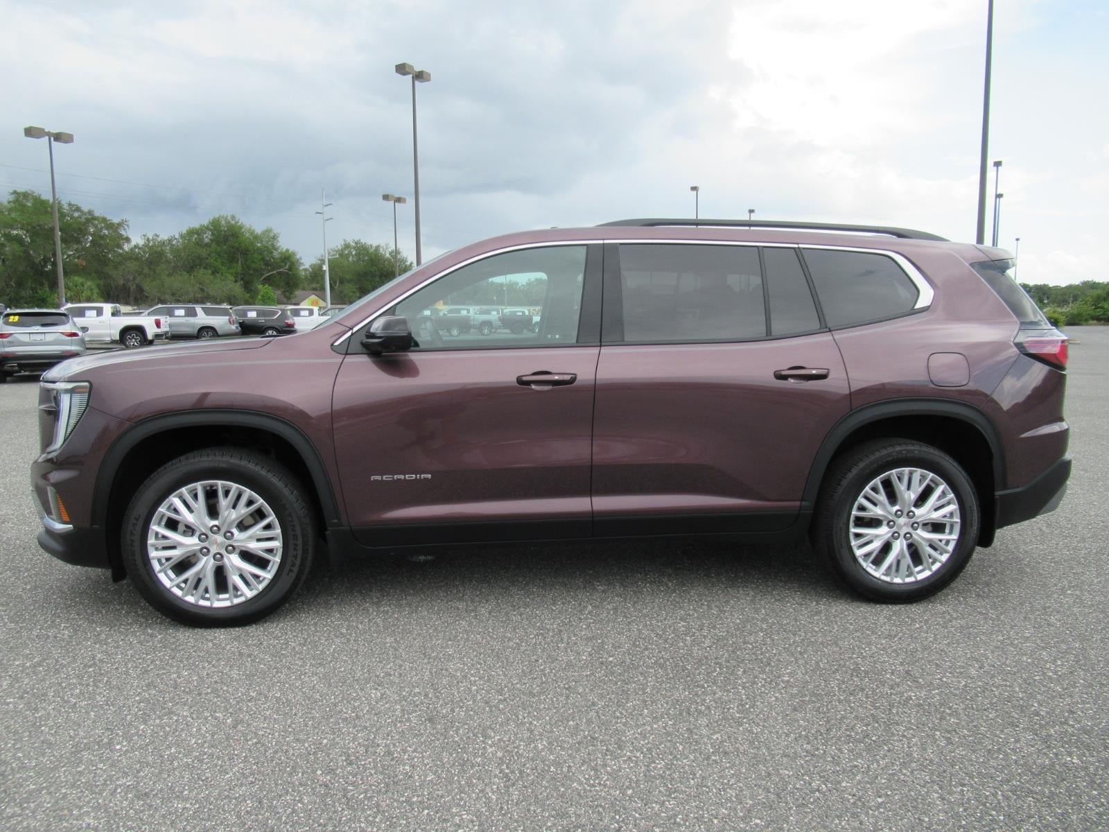 2024 GMC Acadia Elevation
