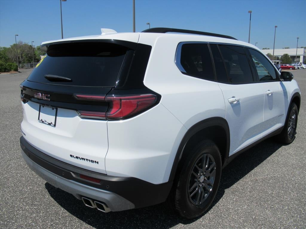 2025 GMC Acadia Elevation