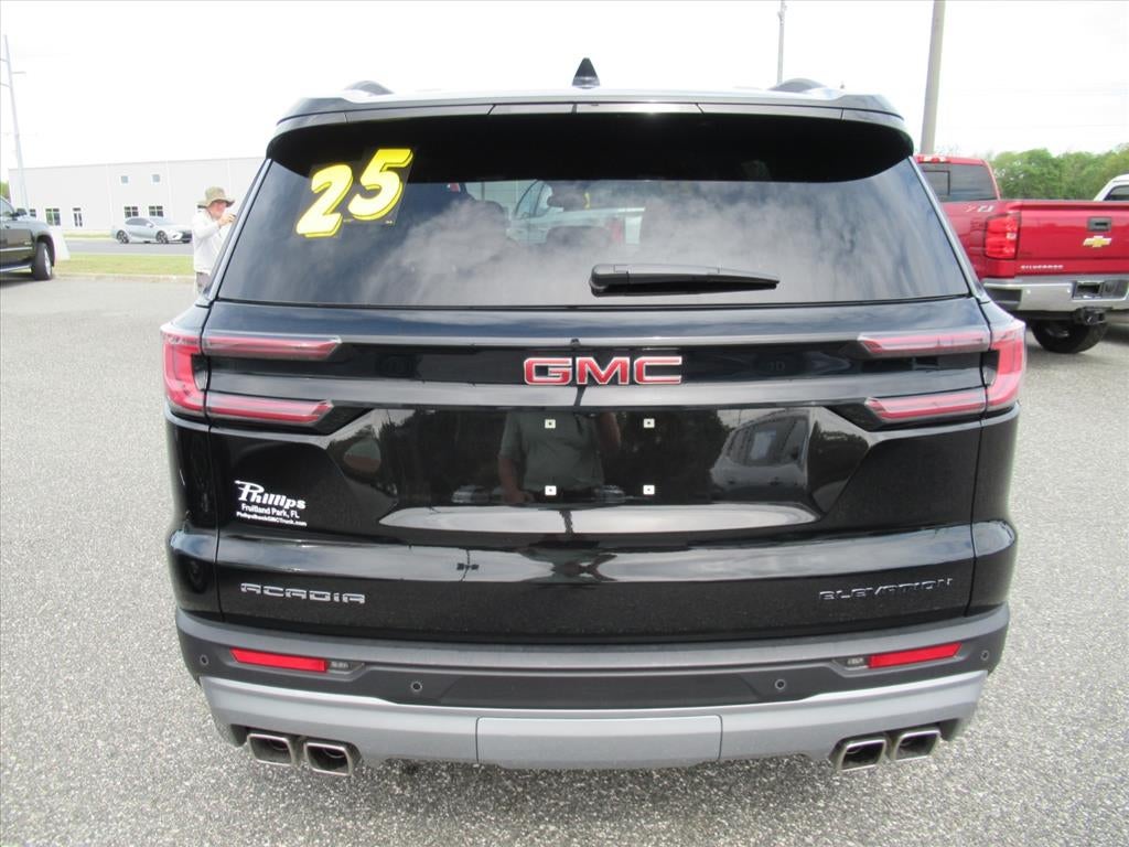 2025 GMC Acadia Elevation