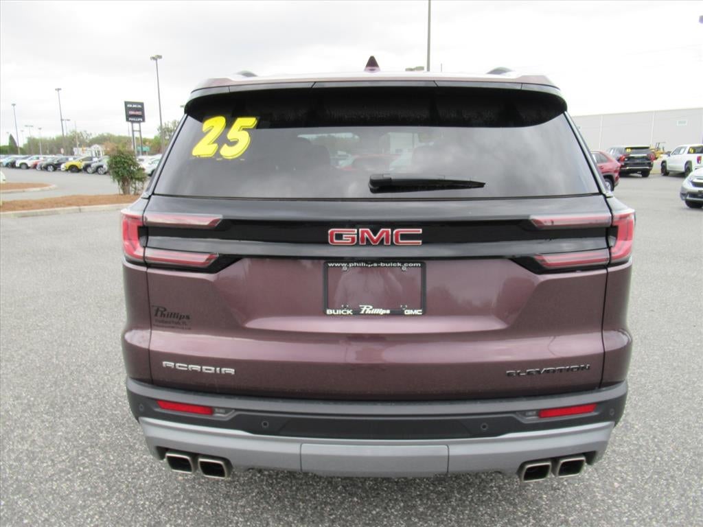 2025 GMC Acadia Elevation