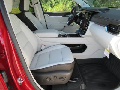 2027 GMC Acadia Denali