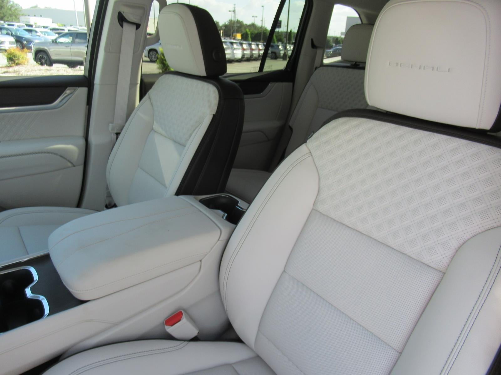 2027 GMC Acadia Denali