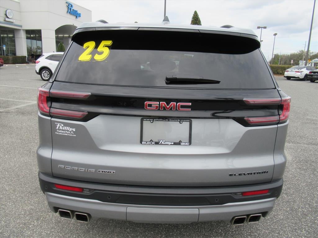 2025 GMC Acadia Elevation