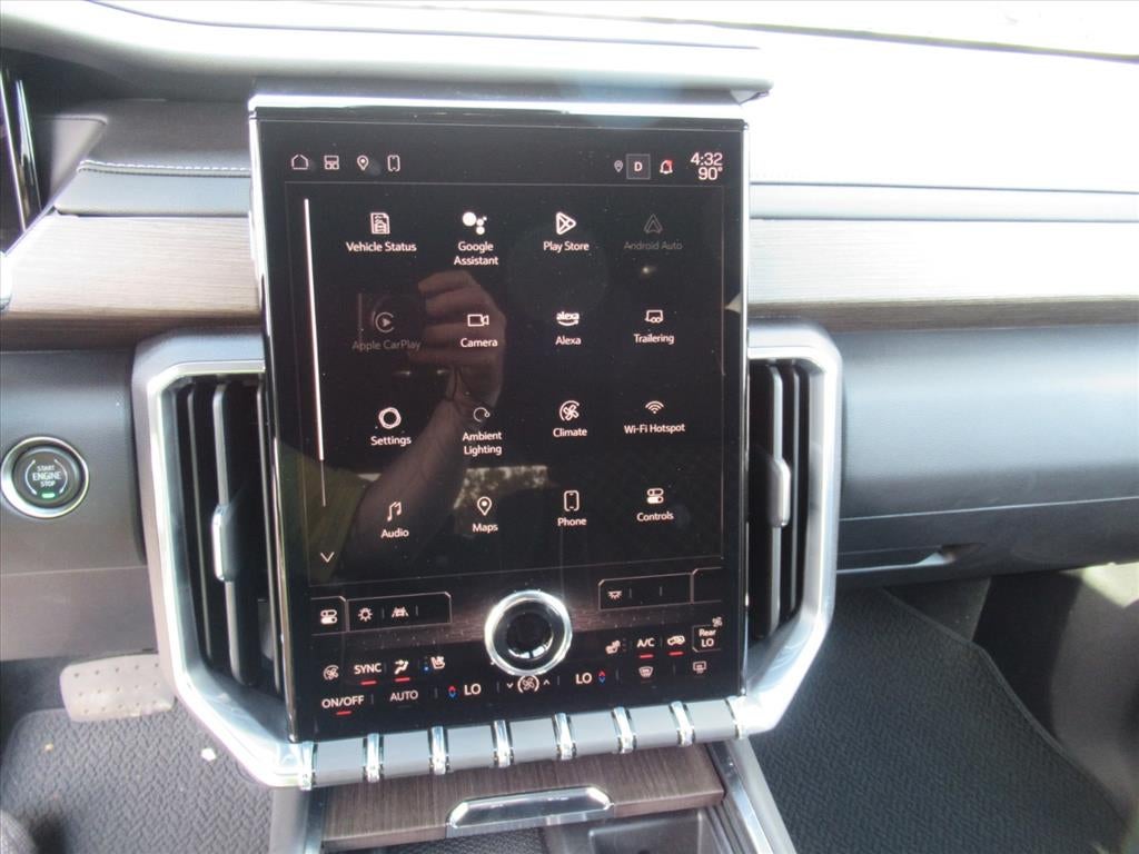 2025 GMC Acadia Denali