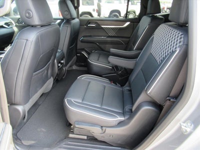 2025 GMC Acadia Denali