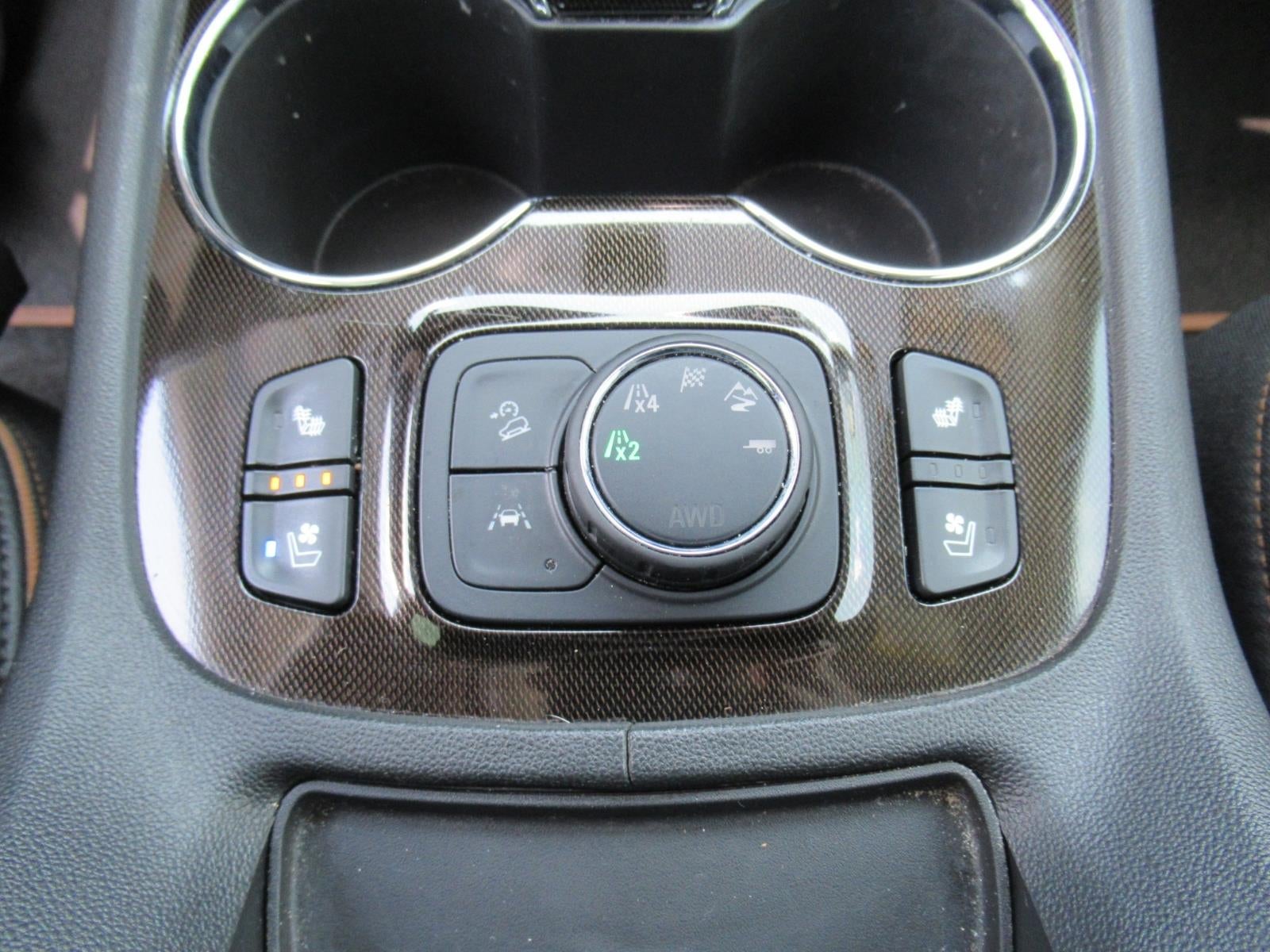 2023 GMC Acadia AT4 - Photo 21