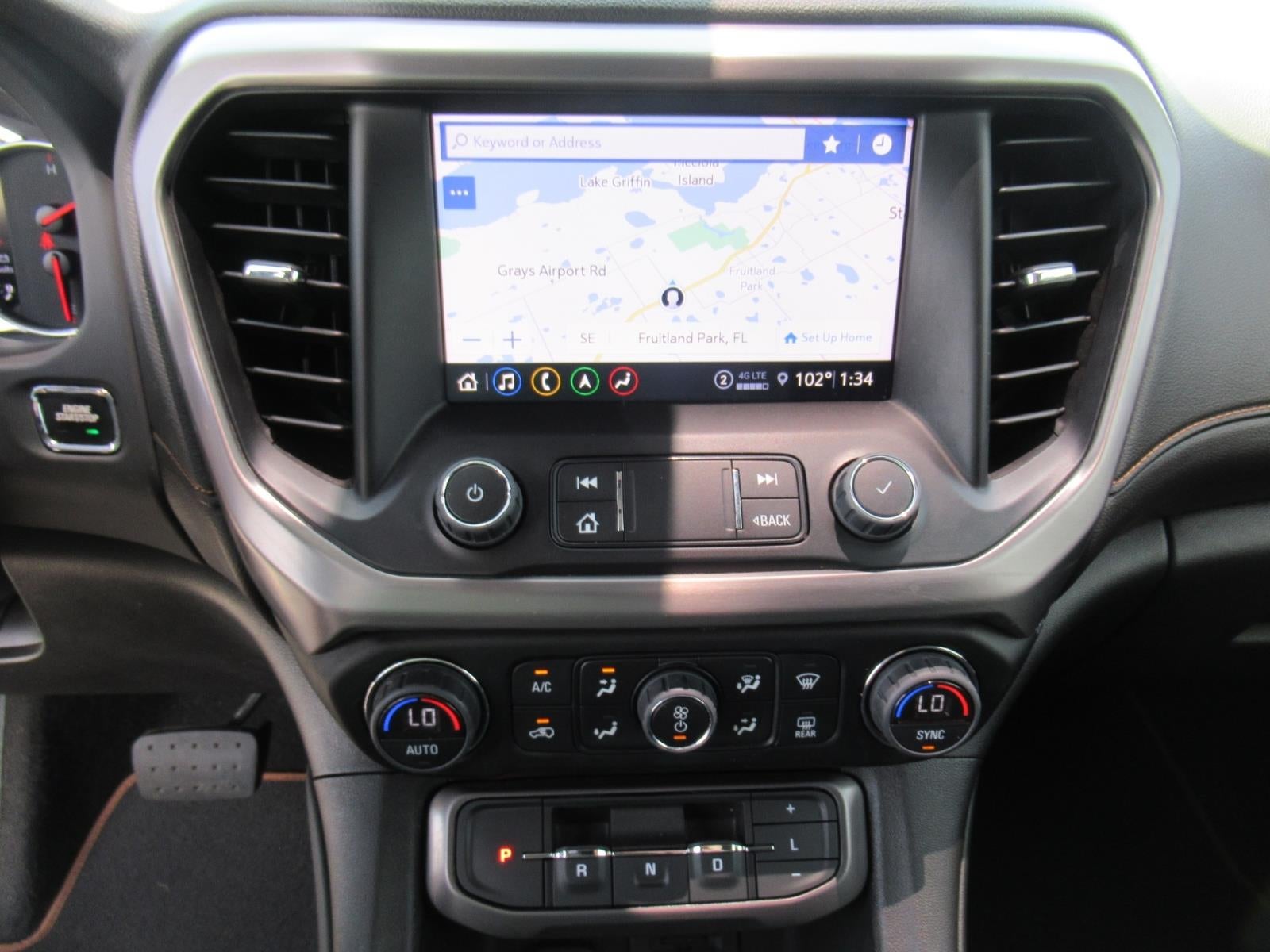 2023 GMC Acadia AT4