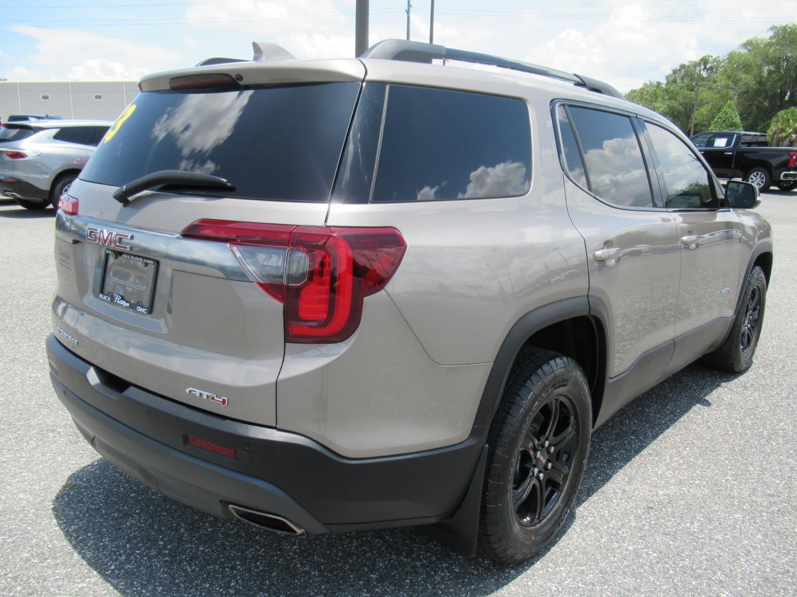 2023 GMC Acadia AT4 - Photo 7