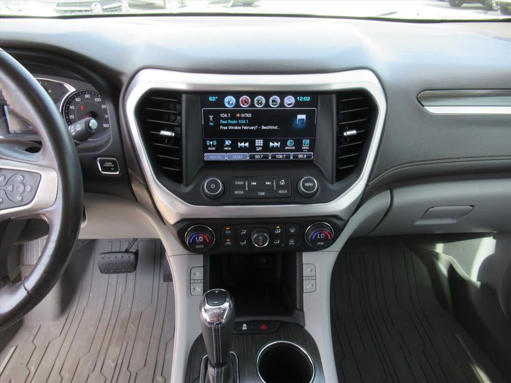 2018 GMC Acadia SLT
