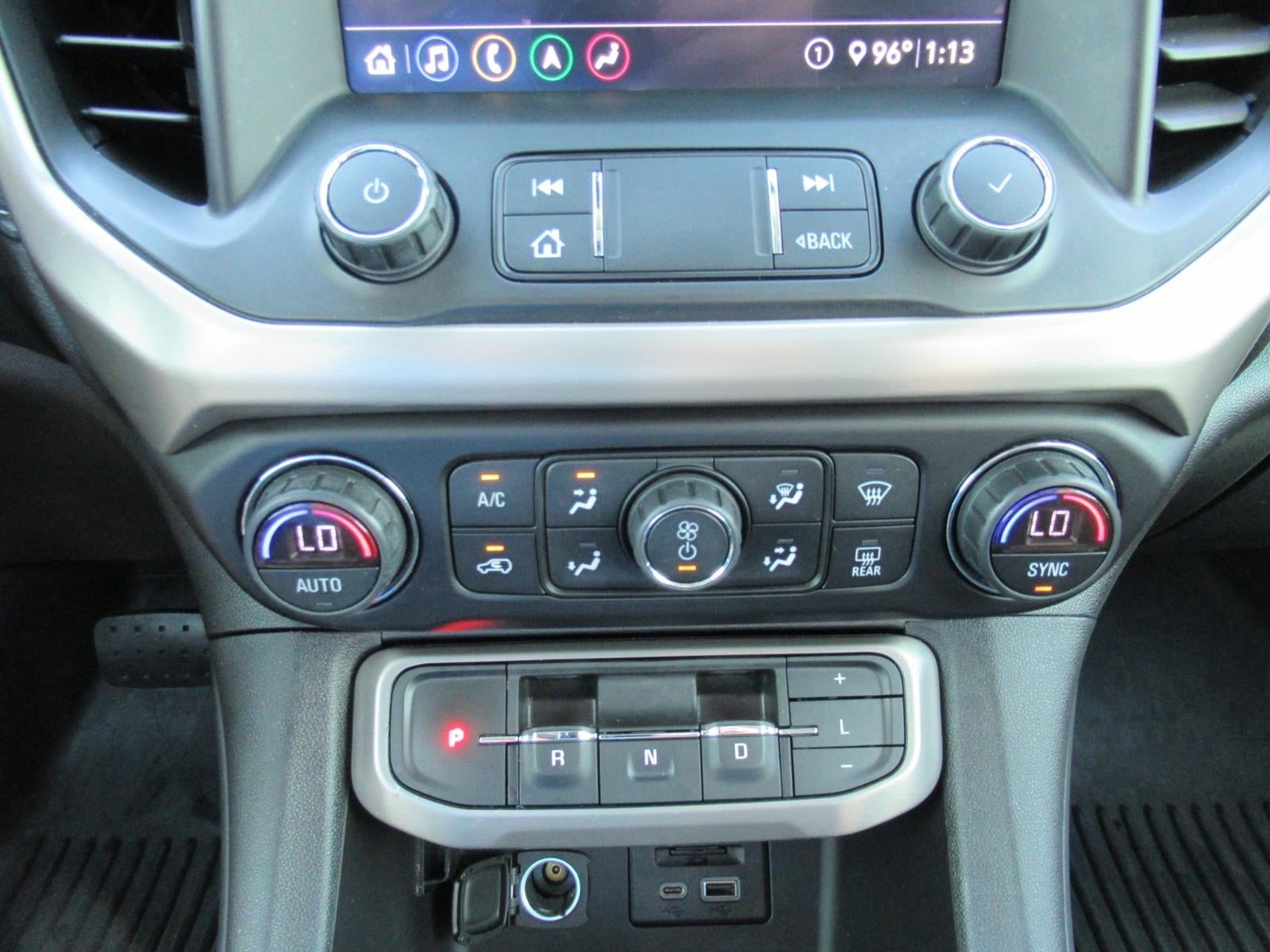 2020 GMC Acadia Denali - Photo 29