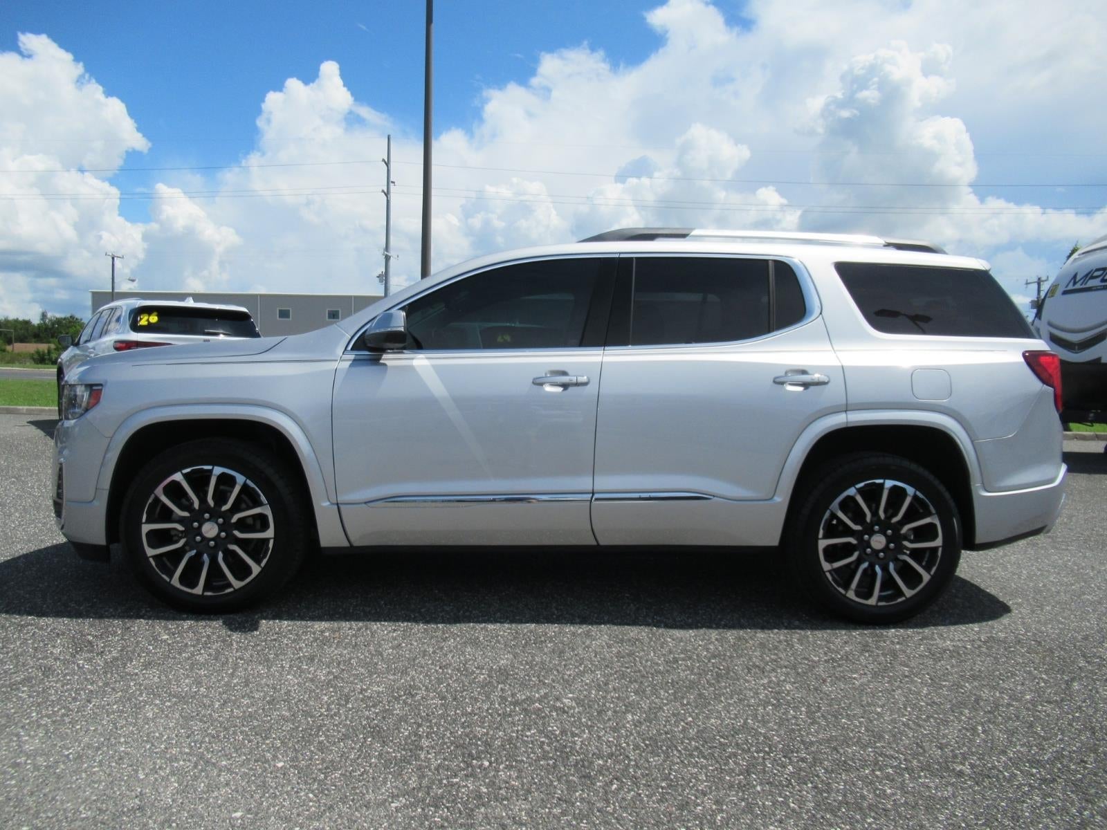 2020 GMC Acadia Denali