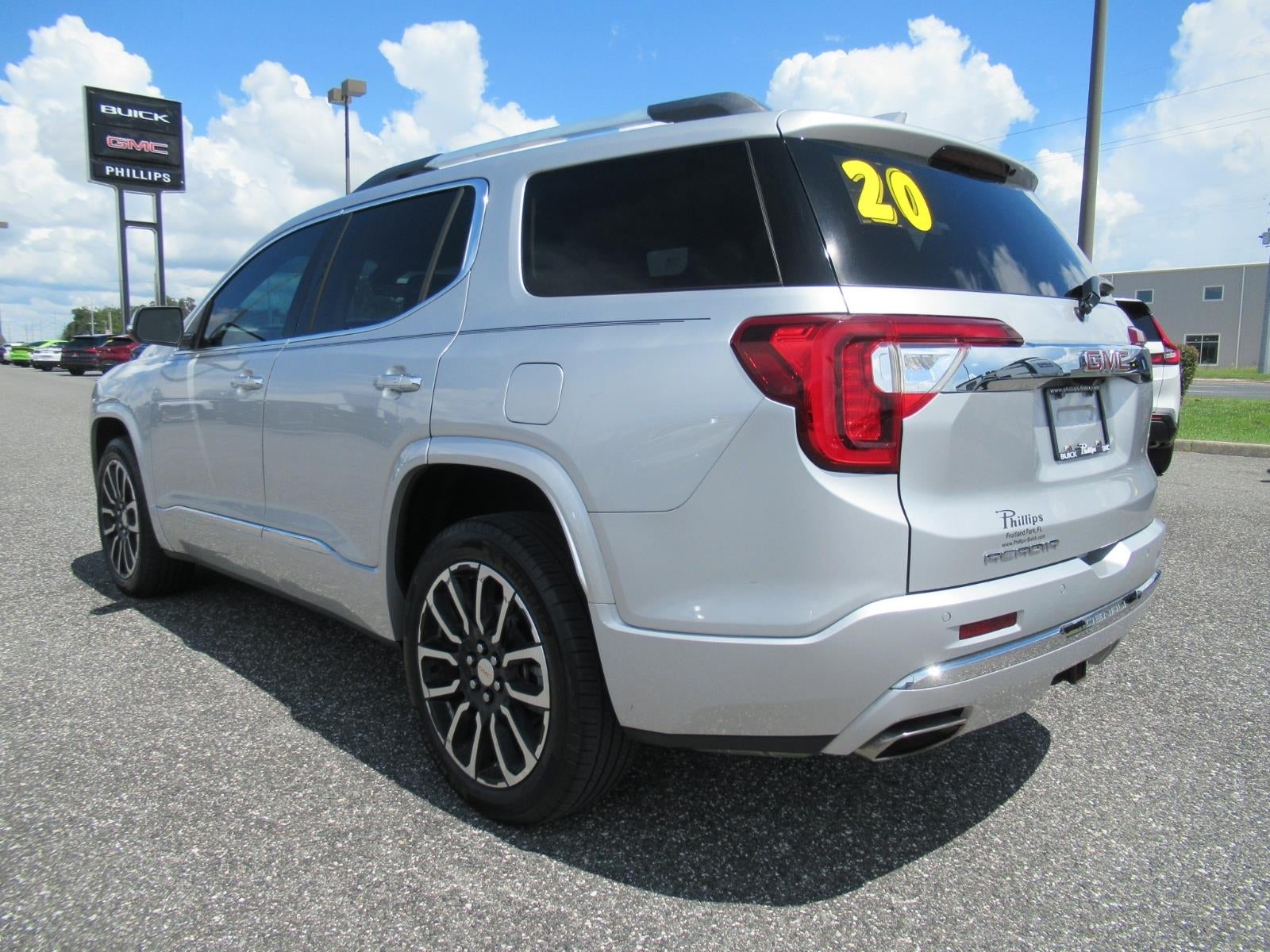 2020 GMC Acadia Denali